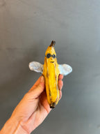 Håndlavet vægophæng i keramik | Bananflue | Anette Zimmerlund
