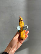 Håndlavet vægophæng i keramik | Bananflue | Anette Zimmerlund