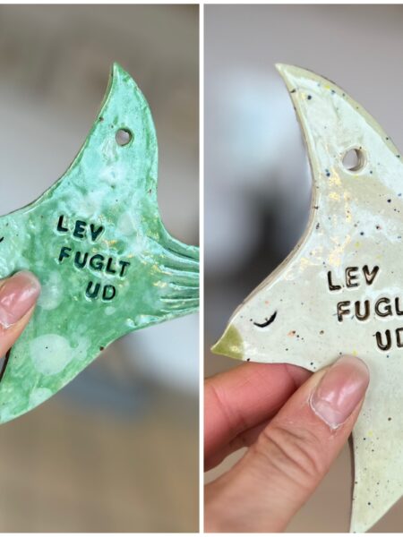 Keramikfugle med titel Lev fuglt ud Håbefugle