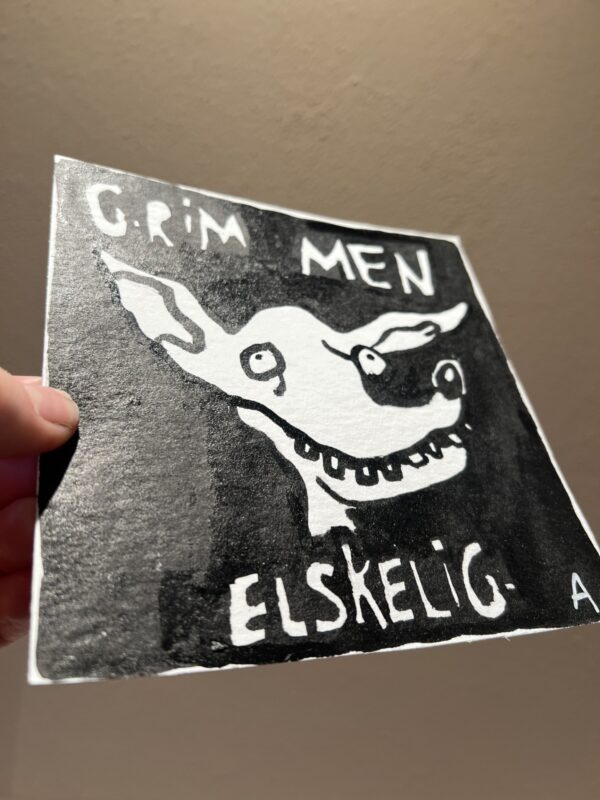 “Grim, men elskelig - Hund", 15*15 cm. - Image 2