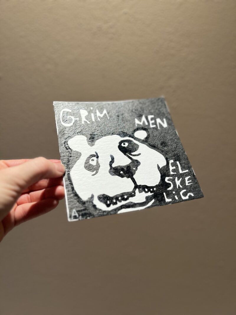 “Grim, men elskelig - Panda", 15*15 cm. - Image 2