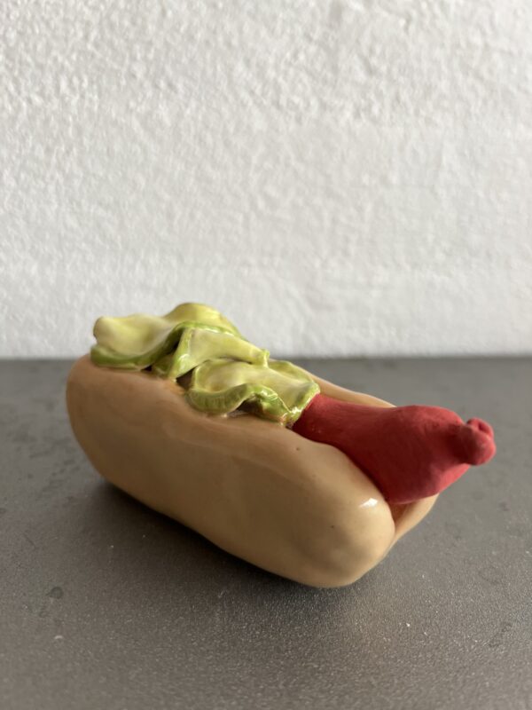 "En 1/2 hotdog", skulptur/vægophæng - Image 6