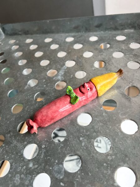 Party-Pølse, Hr. Bananahat - vægophæng i keramik